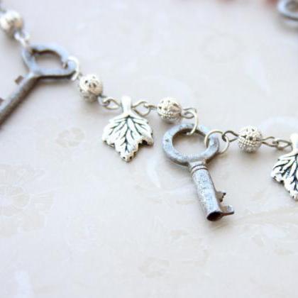 Small Vintage Keys Necklace, Unique Jewelry For..