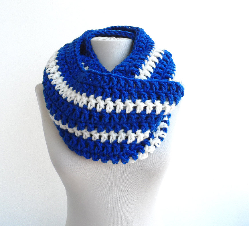 Blue Cowl, Crochet Cowl, Crochet Scarf, Blue Scarf, Chunky Scarf Infinity Scarf Loop Scarf Unisex Women Men Winter Scarves Gift Cij