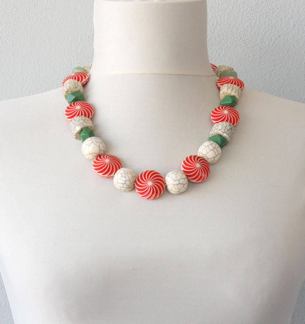 Chunky Necklaces For Women, Multicolor Statement Necklace, Chunky Jewelry, Red White Green Peppermint Candy Beaded Jewelry, Gift For Her